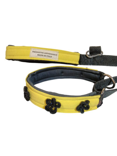 Guinzaglio Artigianale per Cani con fiori applicati a mano sul collo